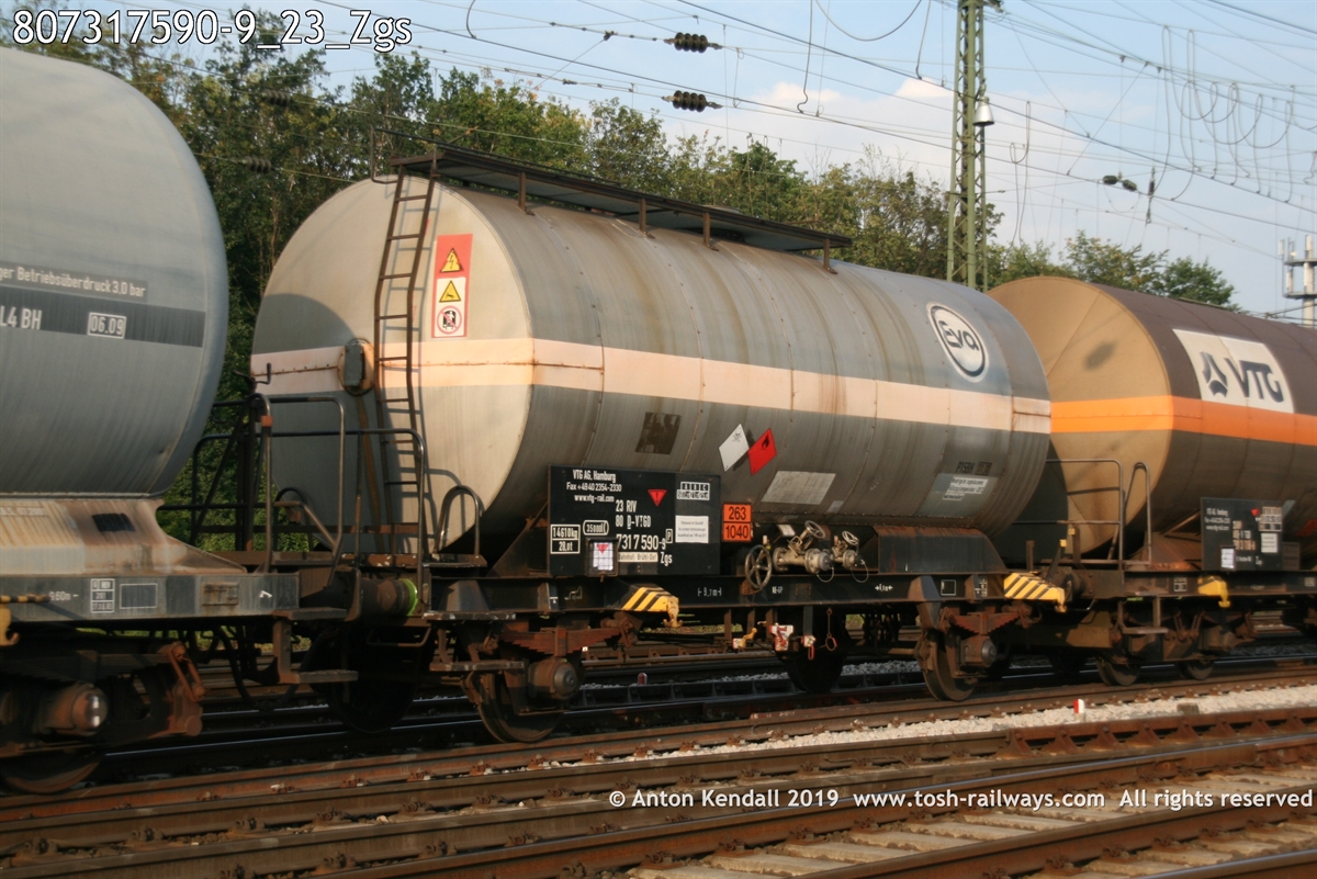 807317590-9_23_Zgs.jpg